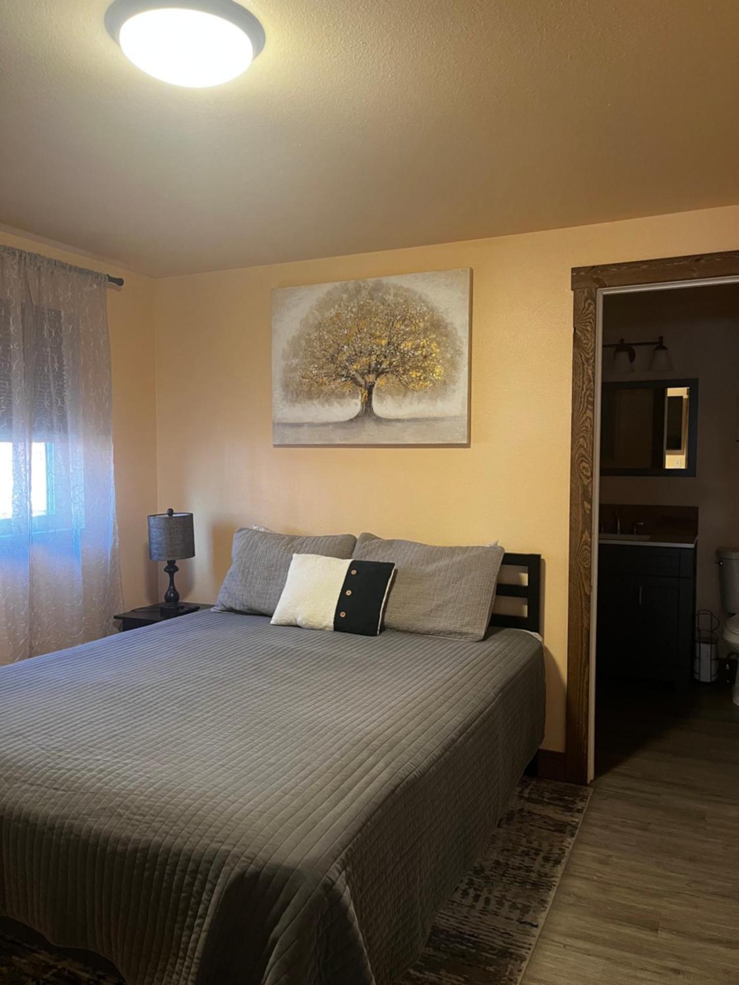 Parkway Yellowstone Guest House #7 Gardiner Eksteriør bilde